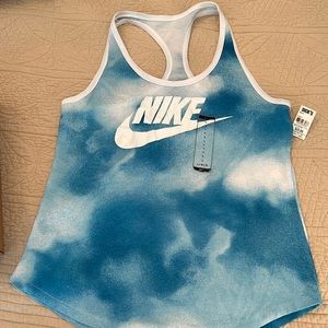 BNWT Nike tank‼️